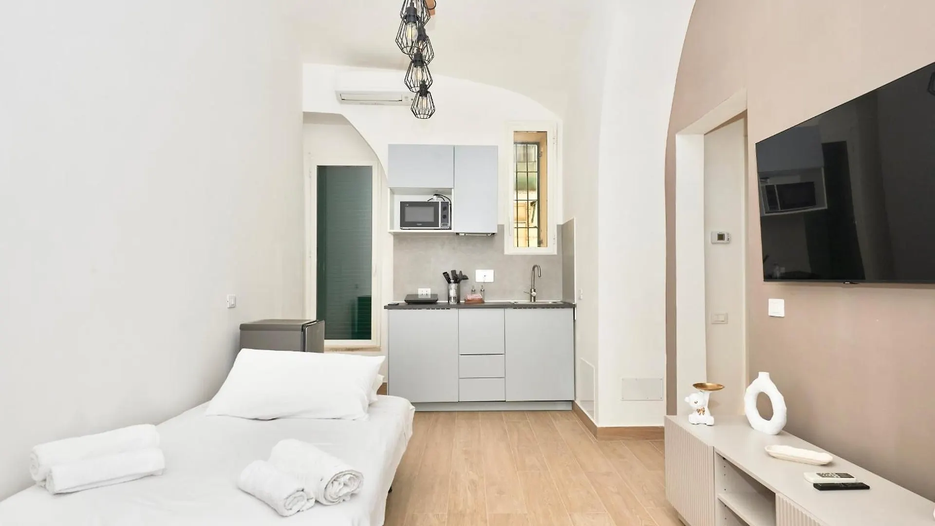 Confortevole Casa Nel Cuore Di Romaアパートメント ローマ
